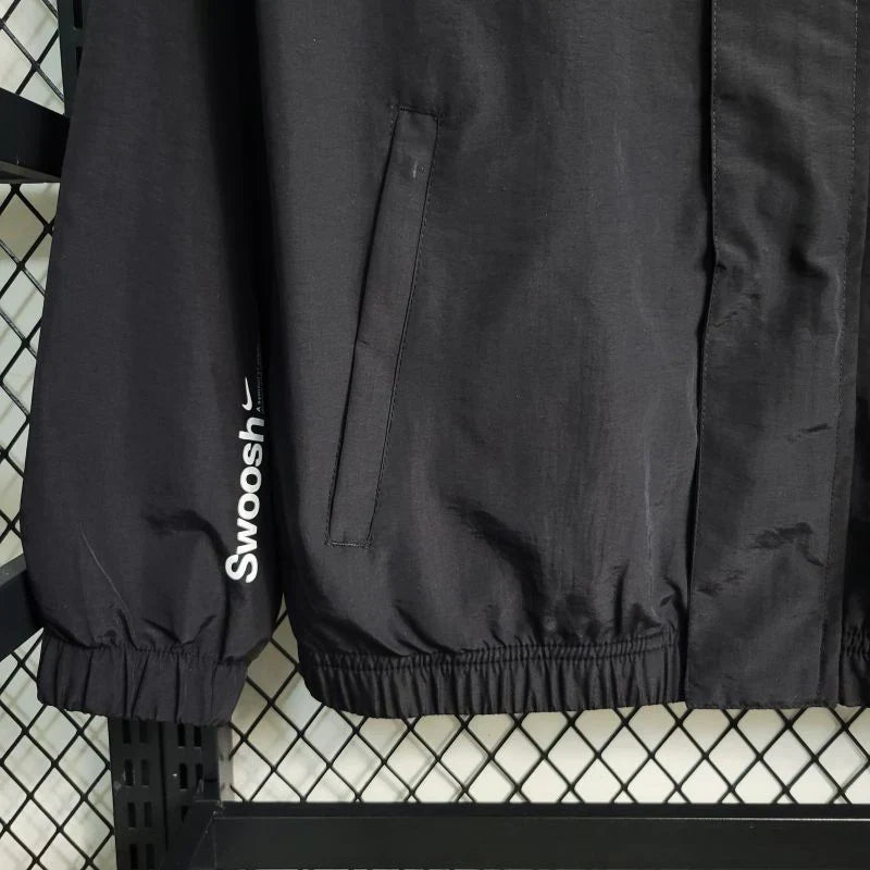 Jaqueta Corta Vento Swoosh - Preto