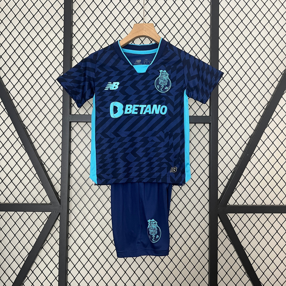 Conjunto Infantil Porto Away III 24/25