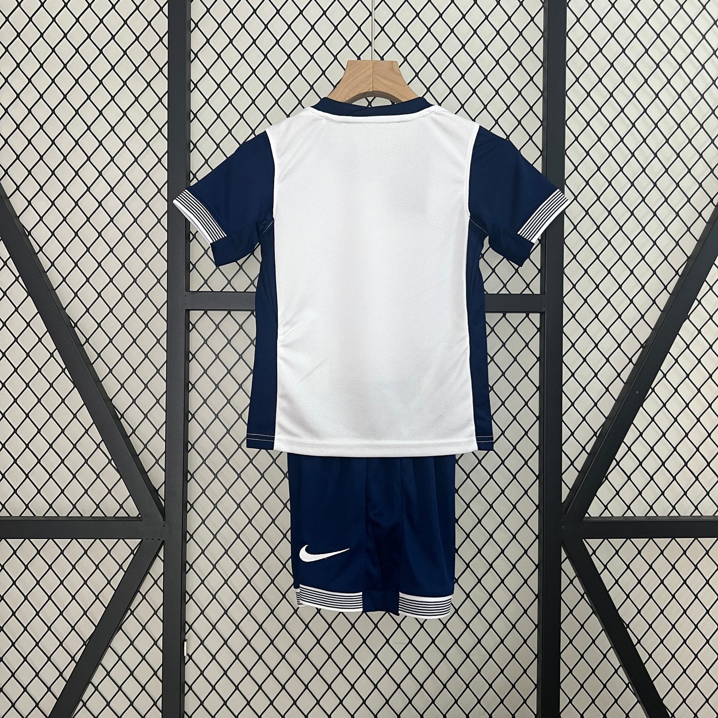 Conjunto Infantil Tottenham Titular 24/25