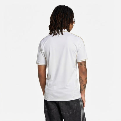 Camisa Retrô Torcedor Masculina Real Madrid I 2011