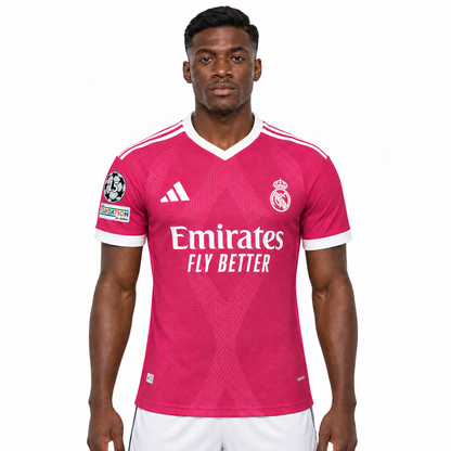 Camisa Real Madrid Third 26/27 Jogador Masculina Com Patchs – Rosa — modelo de frente