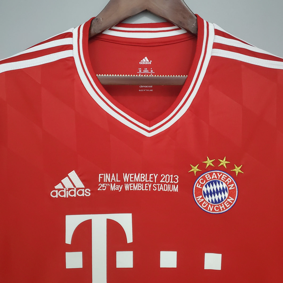 Camisa Manga Longa Retrô Torcedor Masculina Bayern de Munique 2013
