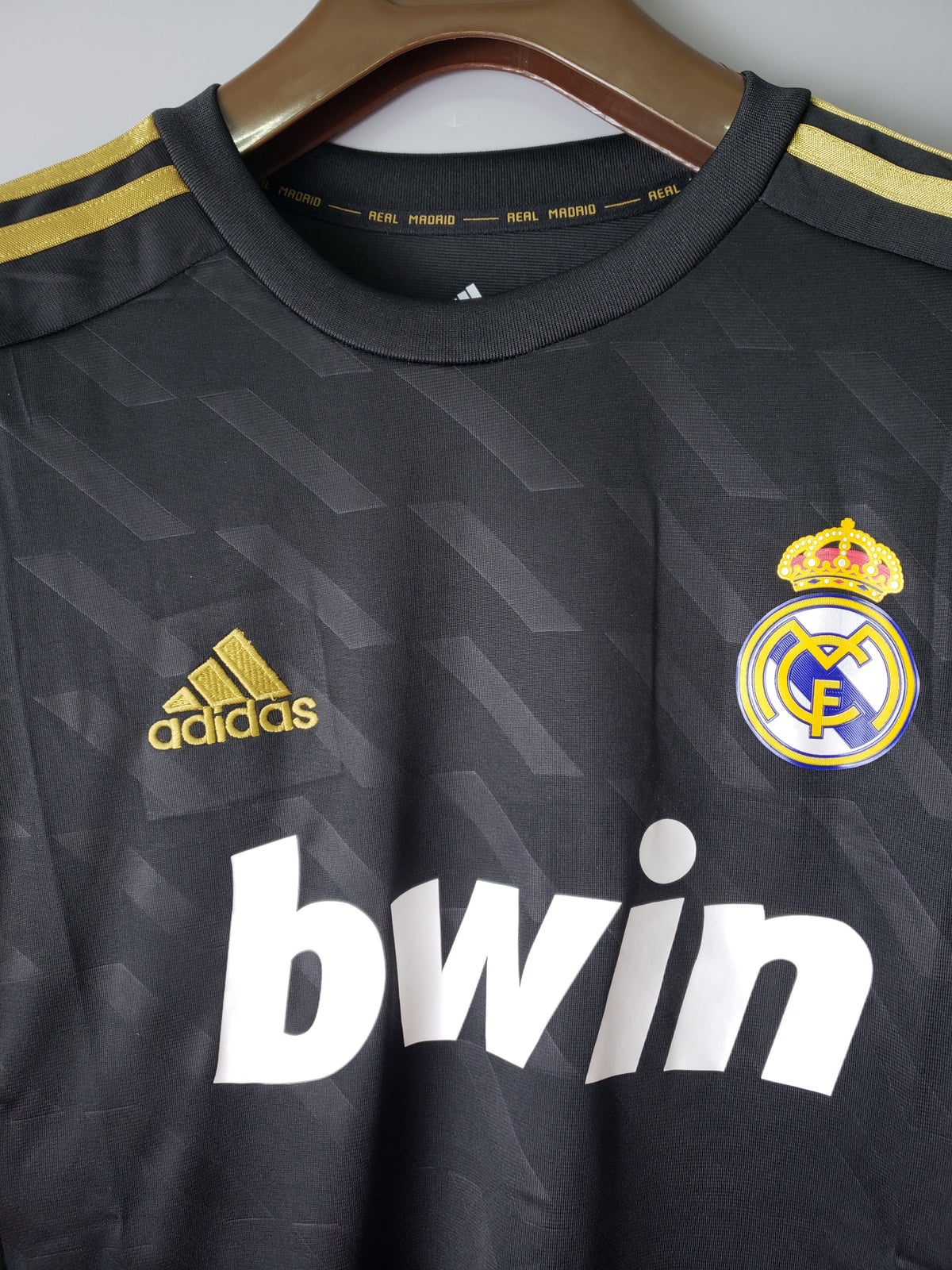 Camisa Manga Longa Retrô Torcedor Masculina Real Madrid 2012