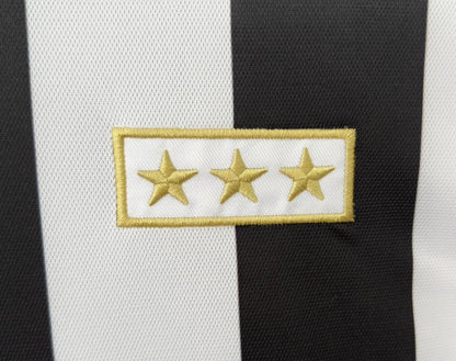 Camisa Retrô Torcedor Masculina Juventus 2017