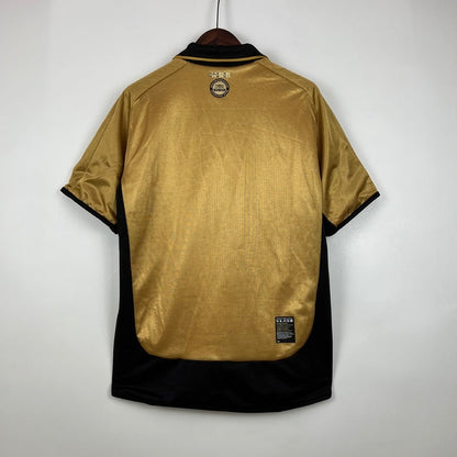 Camisa Retrô Torcedor Masculina Manchester United 2001