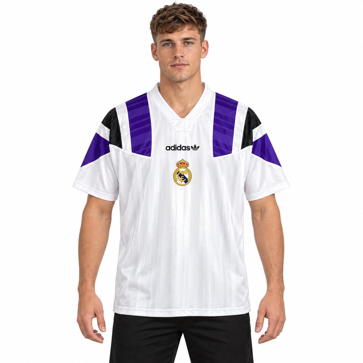 Camisa Real Madrid EQT Retrô Masculina - Branca — modelo de frente