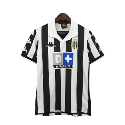 Camisa Retrô Torcedor Masculina Juventus 2011