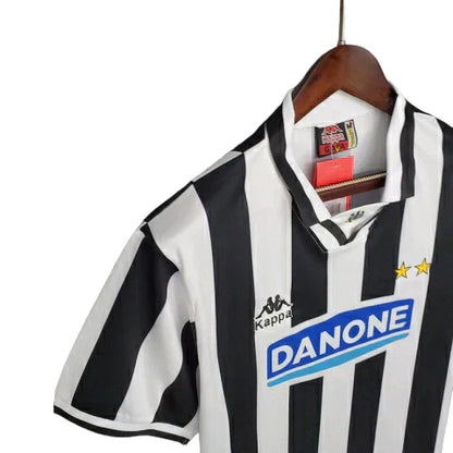 Camisa Retrô Torcedor Masculina Juventus 1994