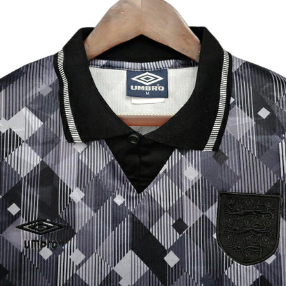 Camisa Inglaterra Retrô 1990 Preta e Branca