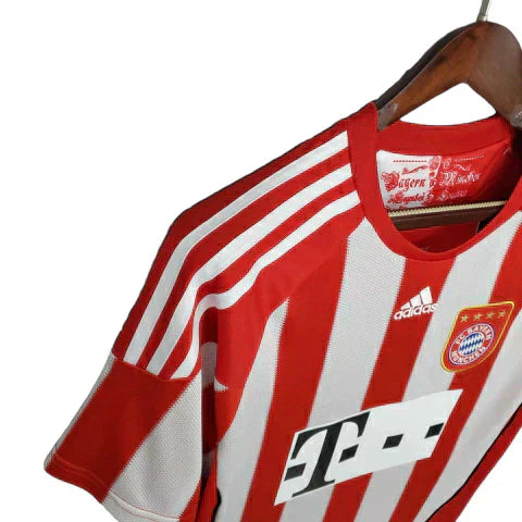 Camisa Retrô Torcedor Masculina Bayern de Munique 2010