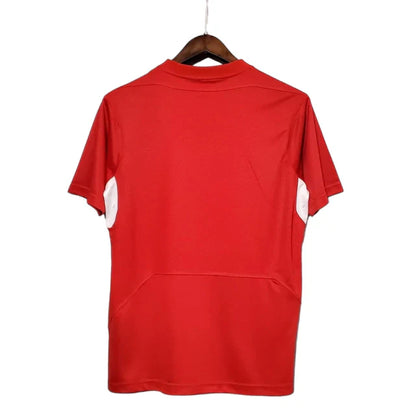 Camisa Retrô Torcedor Masculina Liverpool 2005